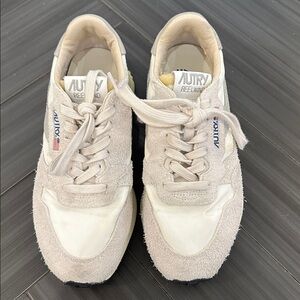 Autry Reelwind Beige and White Casual Sneakers